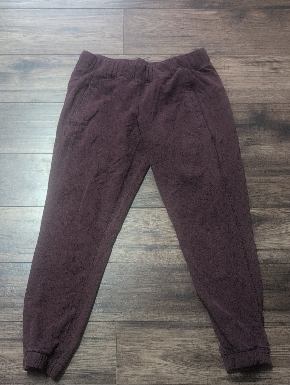 Lululemon Size 8 Jogging pants
